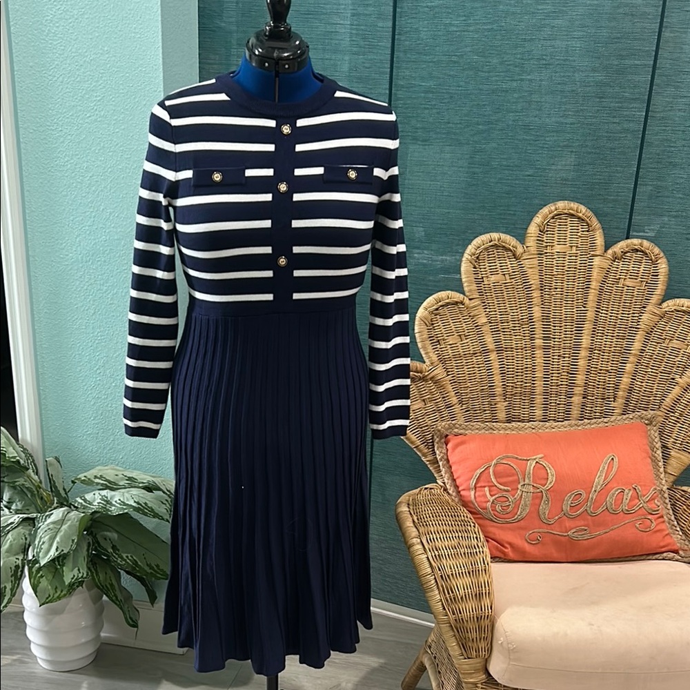 Amazon Blue and White Pleated Long Sleeve Polo Dress